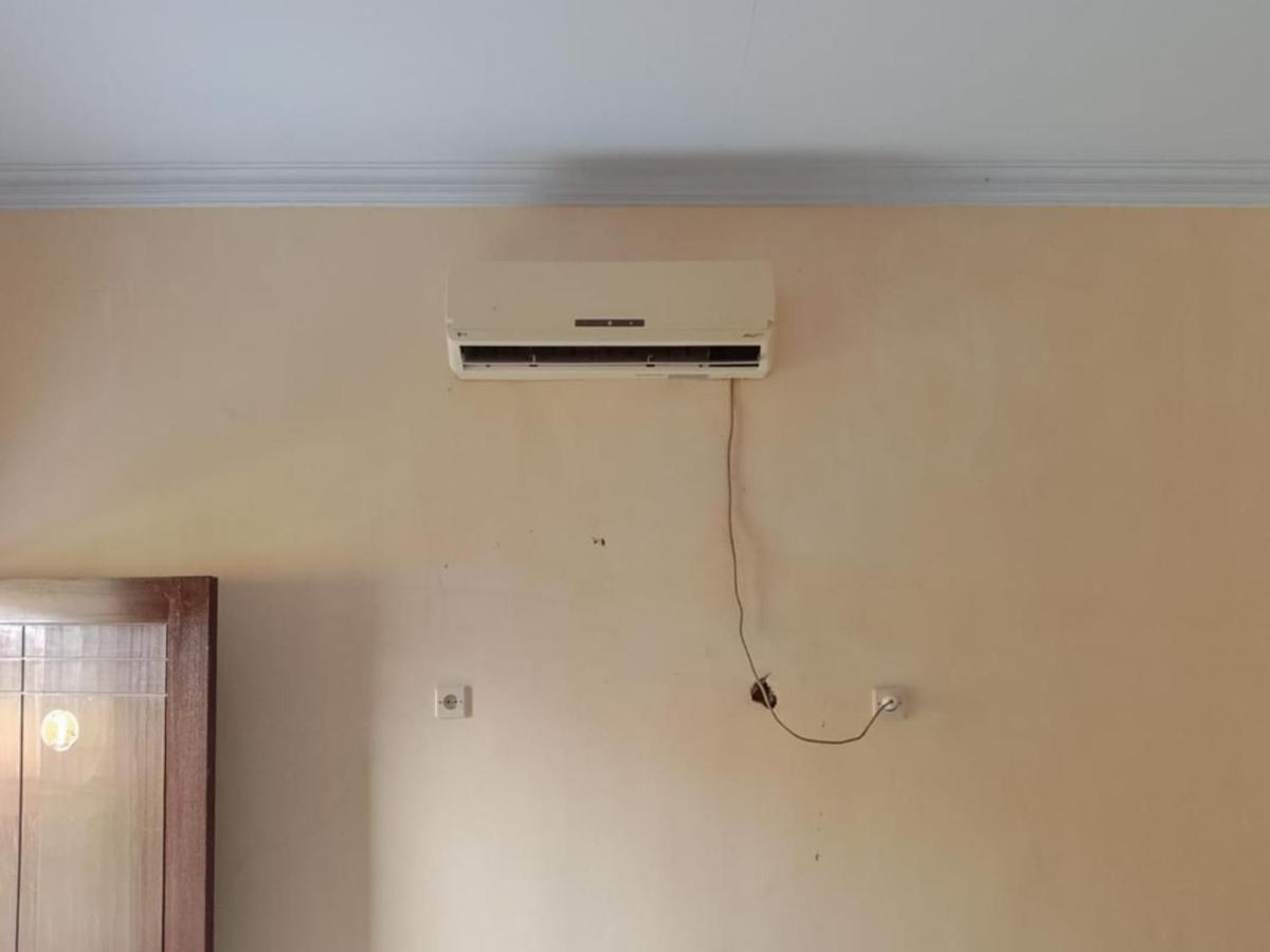 Zulfina Homestay Syariah Mitra Reddoorz Banyuwangi  Exteriér fotografie