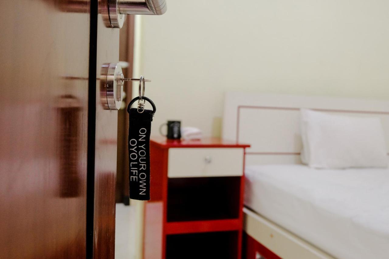 Zulfina Homestay Syariah Mitra Reddoorz Banyuwangi  Exteriér fotografie